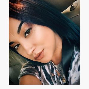 Meet your Posher, Desiree